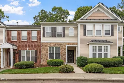 8429 Central Dr, Raleigh, NC 27613