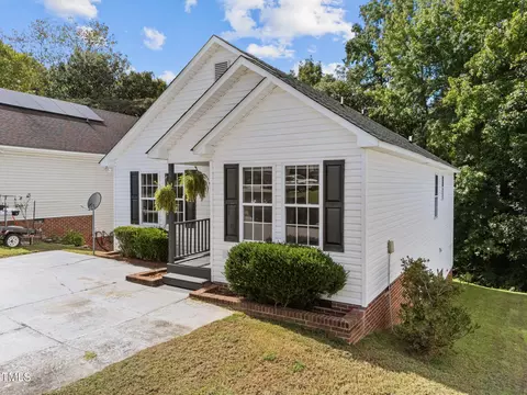 4505 Woodlawn Dr, Raleigh, NC 27616