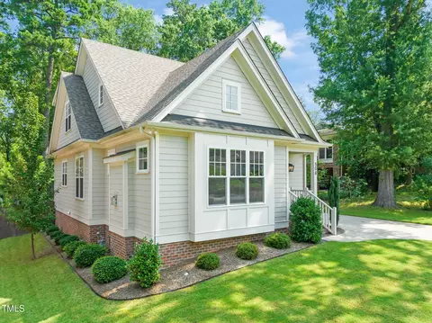 Exterior - 506 Everett Pl, Durham, NC 27701 photo 2 of 11