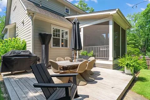 Exterior - 506 Everett Pl, Durham, NC 27701 photo 5 of 11