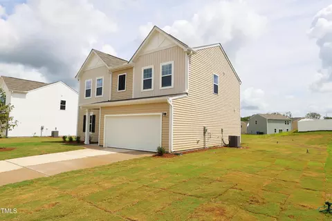 927 Dassault Ln, Spring Hope, NC 27882 photo 4