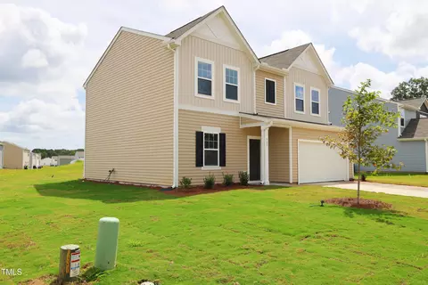 927 Dassault Ln, Spring Hope, NC 27882 photo 3