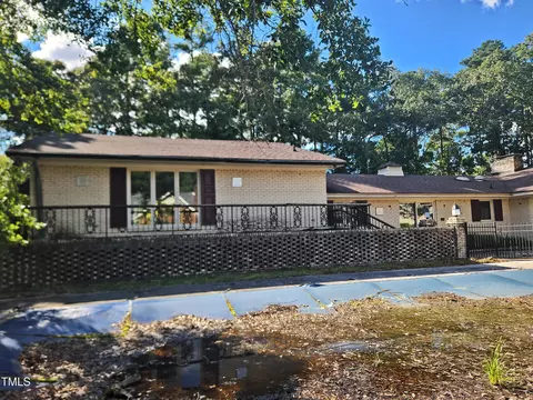 Exterior - 1602 Wellons Ave, Dunn, NC 28334 photo 19 of 27