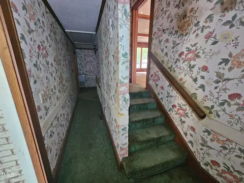 Entry Way - 1602 Wellons Ave, Dunn, NC 28334 photo 4 of 4