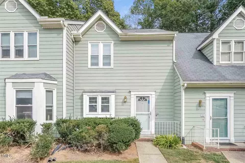 551 Oak Run Dr, Raleigh, NC 27606