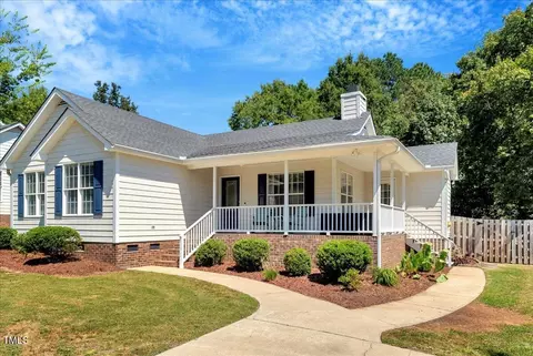 2038 Ferbow St, Creedmoor, NC 27522