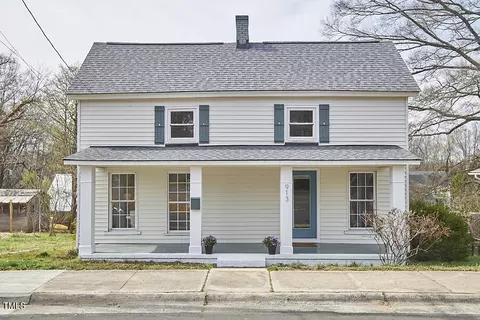 913 Washington St, Durham, NC 27701