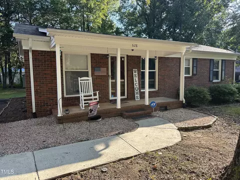 628 Scott Dr, Gibsonville, NC 27249