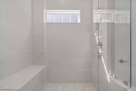 Bath - 1724 Highpoint St, Wake Forest, NC 27587 photo 2 of 5