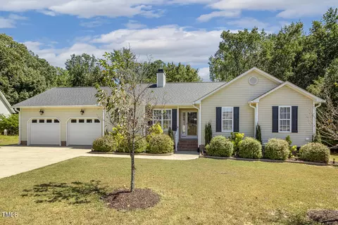 9017 Hunterfox Ct, Raleigh, NC 27603