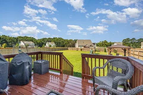 805 Meadow Ford Way, Willow Spring, NC 27592 photo 12