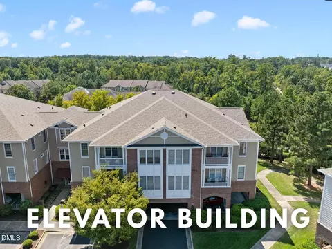 322 Waterford Lake Dr, Cary, NC 27519