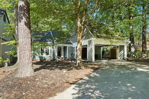103 Lakeway Ct, Cary, NC 27511