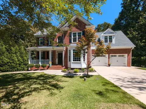 129 Starwood Ln, Holly Springs, NC 27540