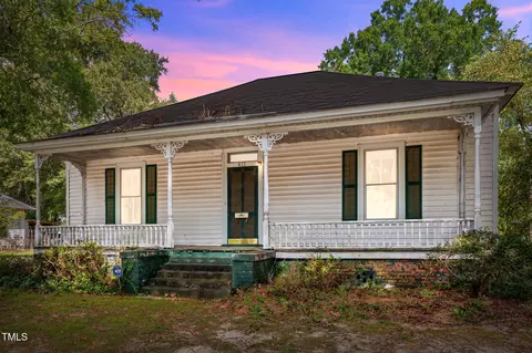 412 W Walnut St, Tarboro, NC 27886