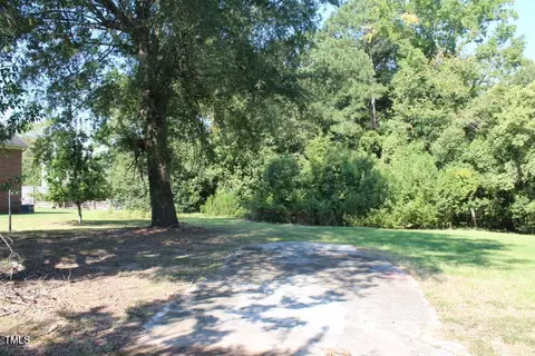 5700 Barbee Rd, Durham, NC 27713 photo 6