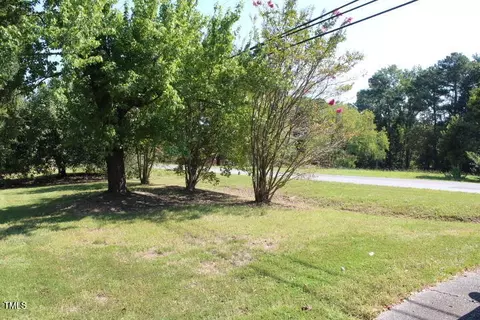 5700 Barbee Rd, Durham, NC 27713 photo 9