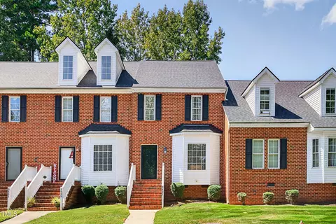 2527 Trout Stream Dr, Raleigh, NC 27604
