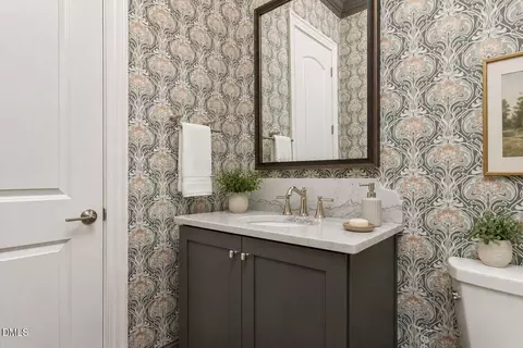 Bath - 104 Old Mill Pl, Durham, NC 27705 photo 4 of 9