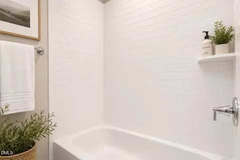 Bath - 104 Old Mill Pl, Durham, NC 27705 photo 6 of 9