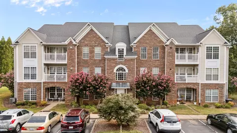 2219 Delaney Dr #314, Burlington, NC 27215