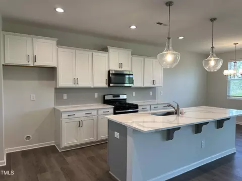 Kitchen - 1233 Shadow Shade Dr, Wake Forest, NC 27587 photo 3 of 5