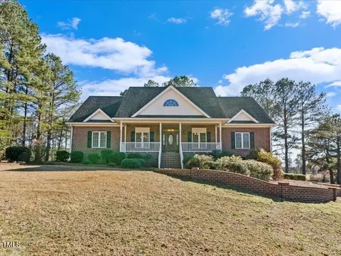 615 Woodland Trail Trl, Louisburg, NC 27549
