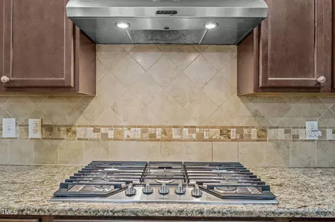 5322 Weston Downs Dr, Durham, NC 27707 photo 9
