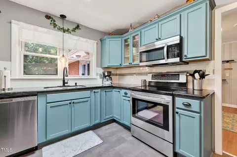 Kitchen - 908 Park Ave, Garner, NC 27529 photo 3 of 5