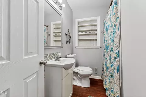 Bath - 908 Park Ave, Garner, NC 27529 photo 1 of 5