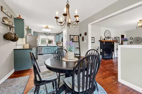 Dining - 908 Park Ave, Garner, NC 27529 photo 2 of 2