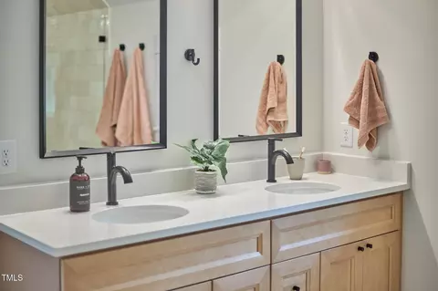 Bath - 1013 Forrestal Pl, Durham, NC 27707 photo 2 of 6