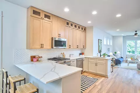 Kitchen - 1013 Forrestal Pl, Durham, NC 27707 photo 7 of 8