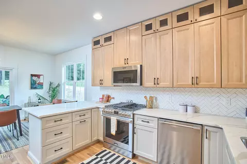 Kitchen - 1013 Forrestal Pl, Durham, NC 27707 photo 5 of 8