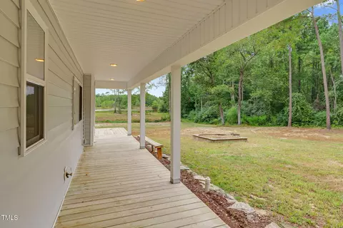 1144 Lee Johnson Rd, Dunn, NC 28334 photo 3