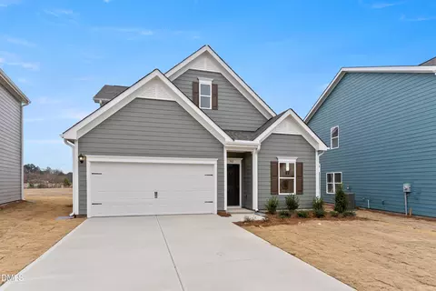 302 Ambassador Dr, Clayton, NC 27520