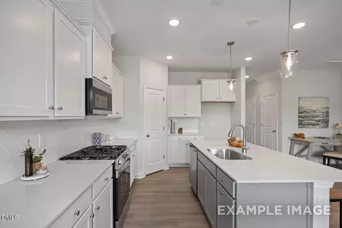 3847 Well Fleet Dr, Fuquay Varina, NC 27526