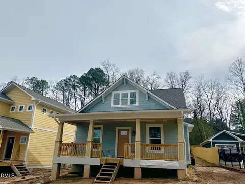 608 Hemlock Ave, Durham, NC 27707 photo 3