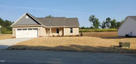 141 Maple Dr, Erwin, NC 28339