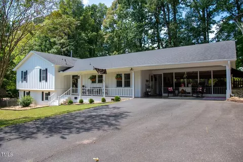 222 Gardiner Rd, Asheboro, NC 27203
