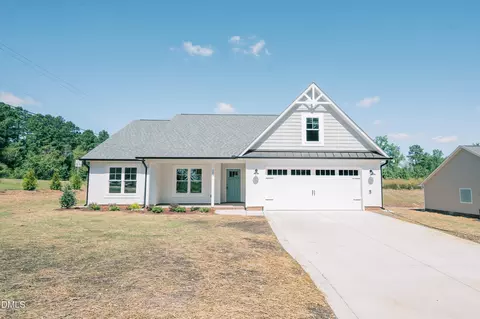 Exterior - 123 Maple Dr, Erwin, NC 28339 photo 5 of 6