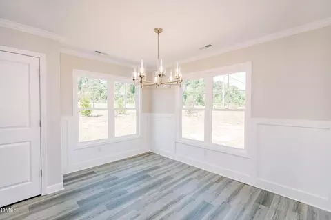 Dining - 123 Maple Dr, Erwin, NC 28339 photo 2 of 2