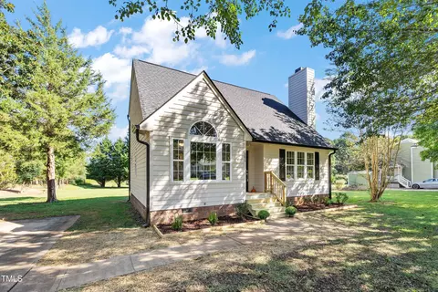 101 New Castle Ct, Youngsville, NC 27596