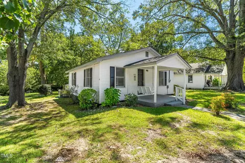 612 N Fourth St, Smithfield, NC 27577
