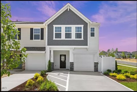 928 Kensley Grove Ln # 61, Fuquay Varina, NC 27526