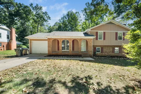 107 Coachman Dr, Garner, NC 27529