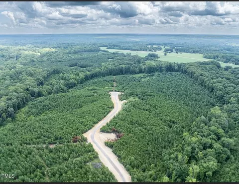 651 Briar Ridge Rd, Yanceyville, NC 27379