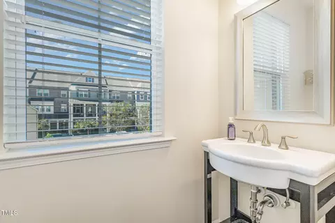 Bath - 417 Austin View Blvd, Wake Forest, NC 27587 photo 2 of 3