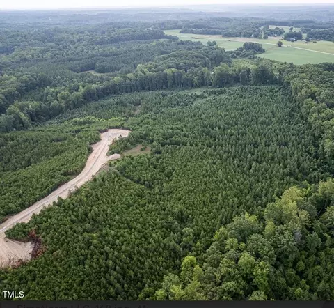 585 Briar Ridge Rd, Yanceyville, NC 27379