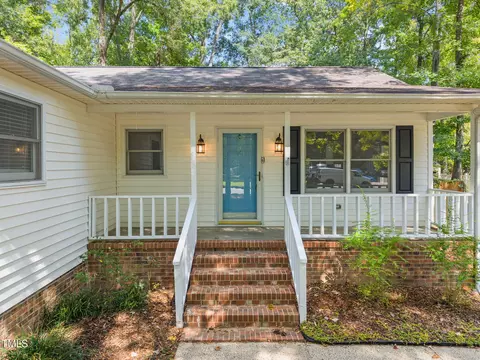 416 Chivalry Dr, Durham, NC 27703 photo 4